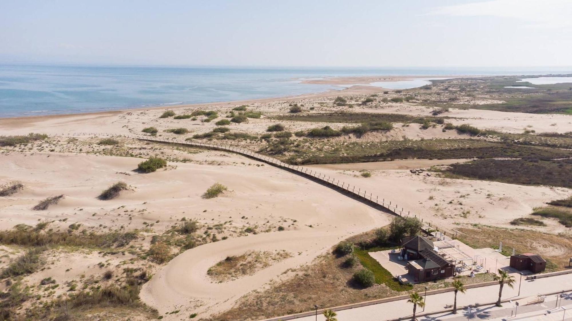 Eusebio - Casa En Riumar Para 4 Personas Y En Primera Linia De Mar - Deltavacaciones Luaran gambar